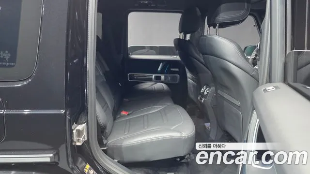 Mercedes-Benz G-Class — Фото автомобиля 11