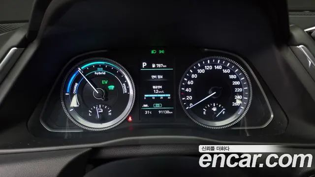Hyundai Sonata — Фото автомобиля 8
