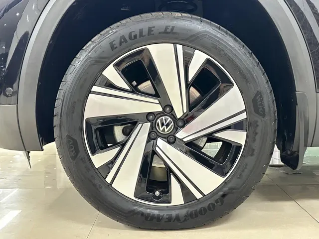 Volkswagen Teramont 2024 380TSI 4WD Prestige Luxury Edition — Фото автомобиля 25