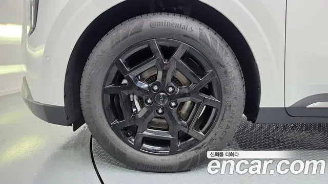 Kia Canival Новый Carnival 4 поколение Бензин 9 мест X Line — Фото автомобиля 4