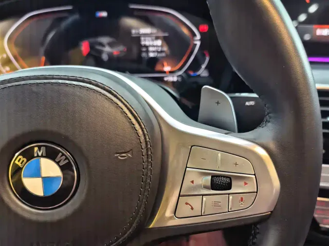BMW 5 Series — Фото автомобиля 12