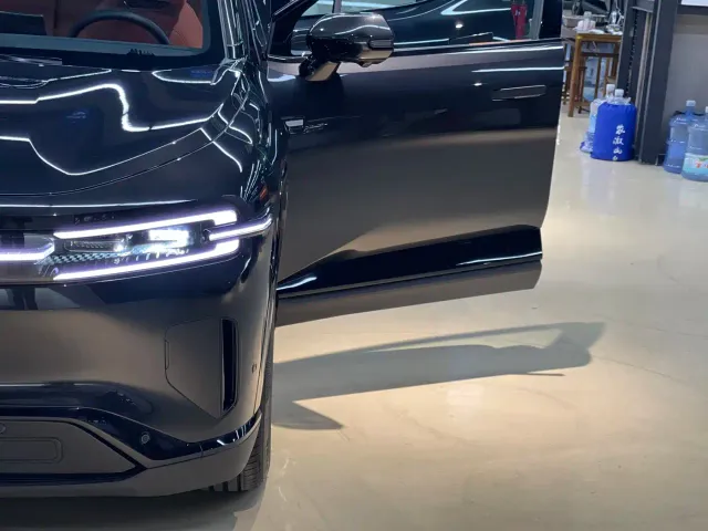 Changan Qiyuan E07 — Фото автомобиля 26