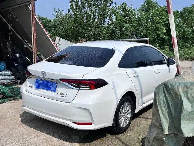 Toyota Corolla — Фото автомобиля 9