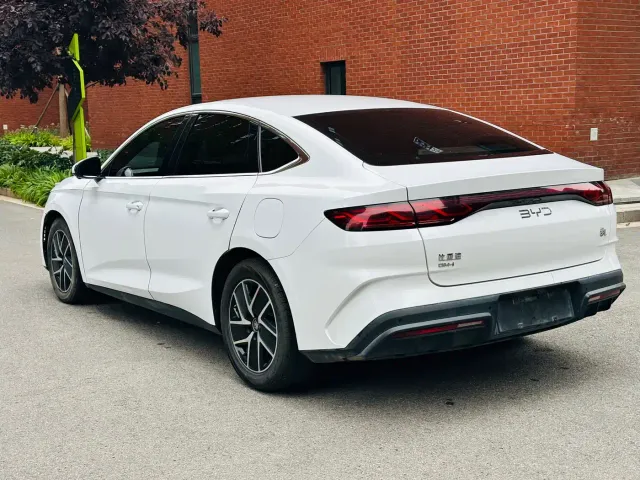 BYD Qin L — Фото автомобиля 7