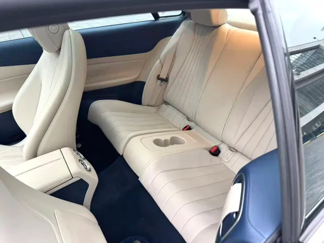 Mercedes-Benz E-Class — Фото автомобиля 7