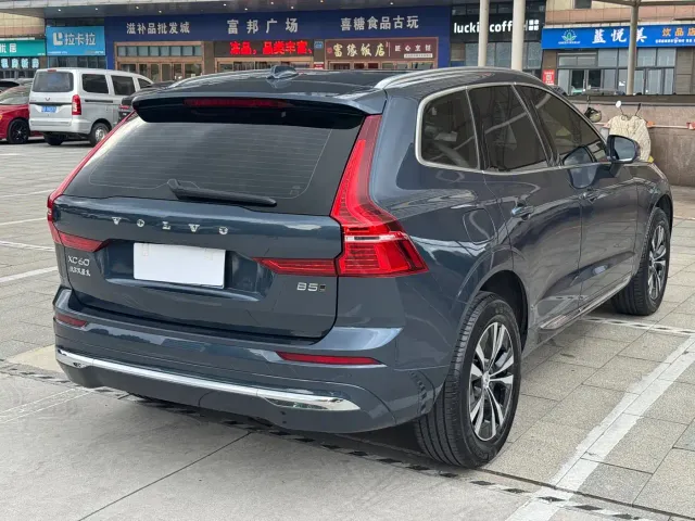 Volvo XC60 — Фото автомобиля 6