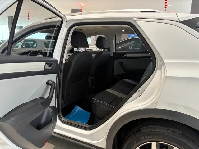 Volkswagen Volkswagen T-ROC 2024 280TSI DSG 2WD Time Edition — Фото автомобиля 10