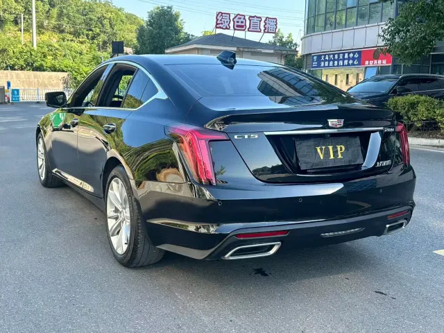 Cadillac CT5 — Фото автомобиля 7