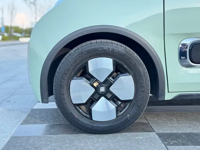 Baojun KiWi EV — Фото автомобиля 6