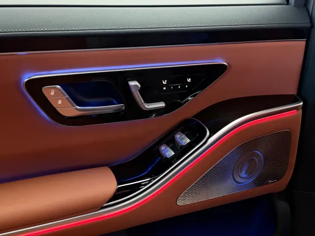 Mercedes-Benz S-Class — Фото автомобиля 15