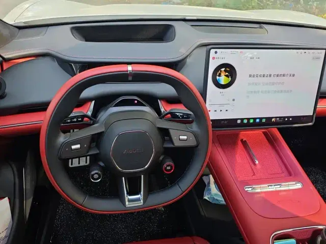 Xiaomi SU7 — Фото автомобиля 16