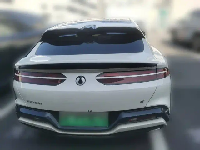 Denza Z9GT — Фото автомобиля 7