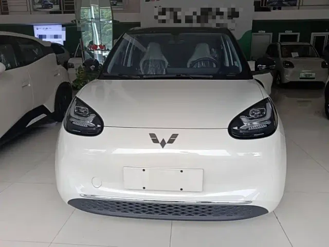 Wuling Bingo — Фото автомобиля 2