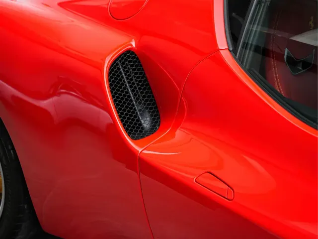 Ferrari 296 — Фото автомобиля 12