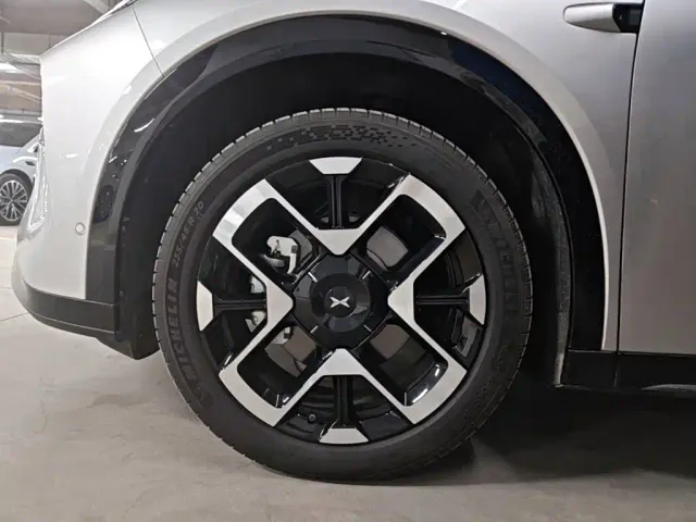 Xpeng G7 — Фото автомобиля 22