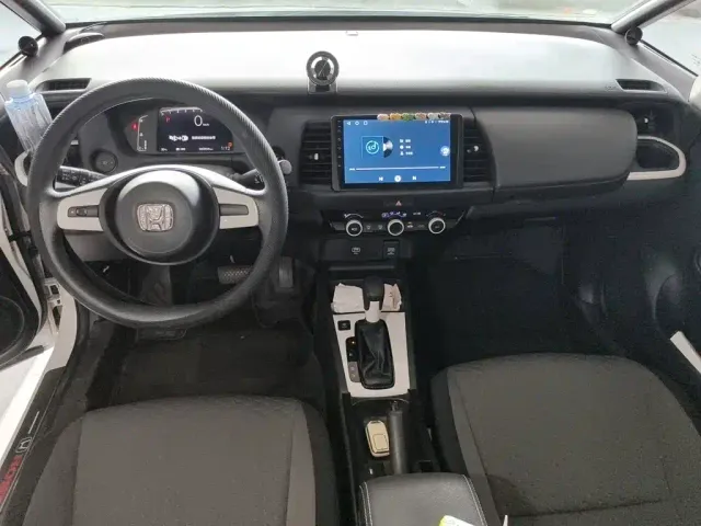 Honda Fit — Фото автомобиля 5