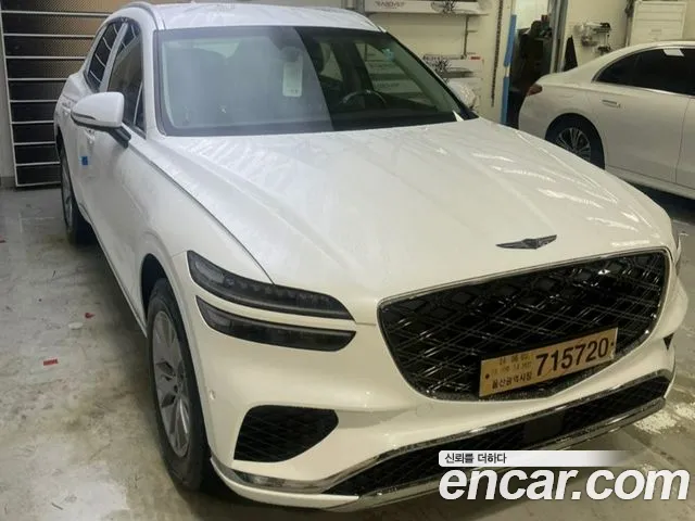 Genesis GV70 — Фото автомобиля 6