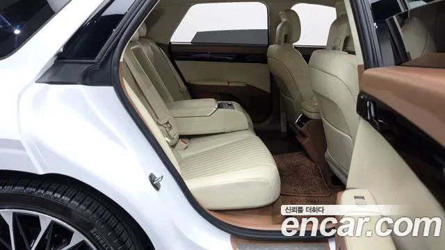 Hyundai Grandeur GN7 — Фото автомобиля 17