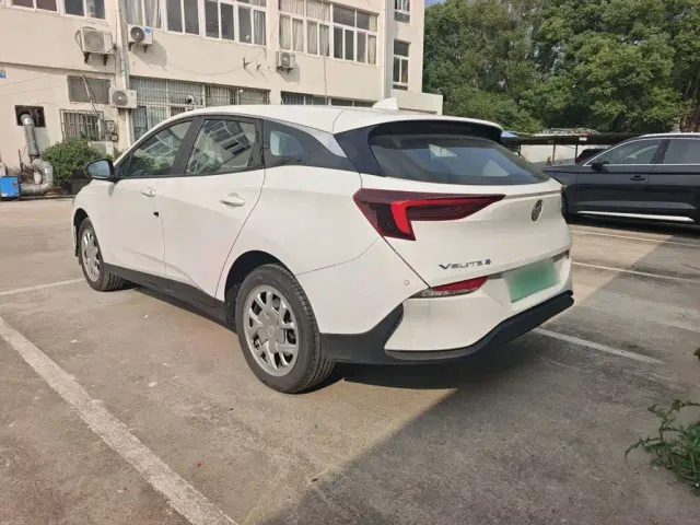 Buick Velite 6 — Фото автомобиля 8