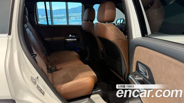 Mercedes-Benz GLB-Class — Фото автомобиля 17