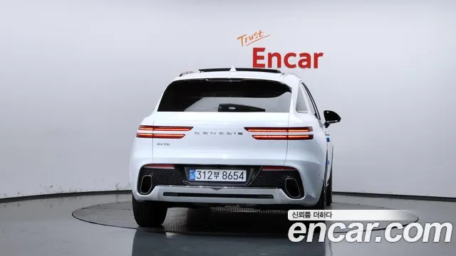 Genesis GV70 — Фото автомобиля 4