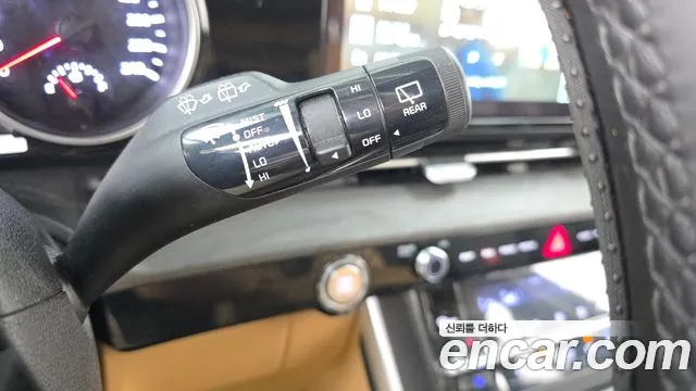 Kia Canival Carnival 4 поколение 9 мест Prestige — Фото автомобиля 25