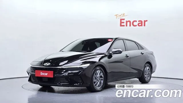 Фотография автомобиля — Hyundai Avante CN7