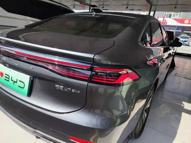 Geely Galaxy A7 — Фото автомобиля 7