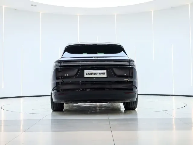 Li Auto i6 — Фото автомобиля 2