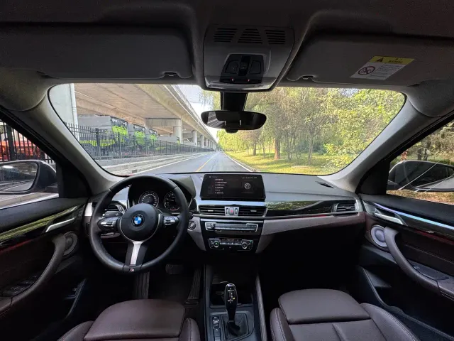 BMW X1 — Фото автомобиля 14