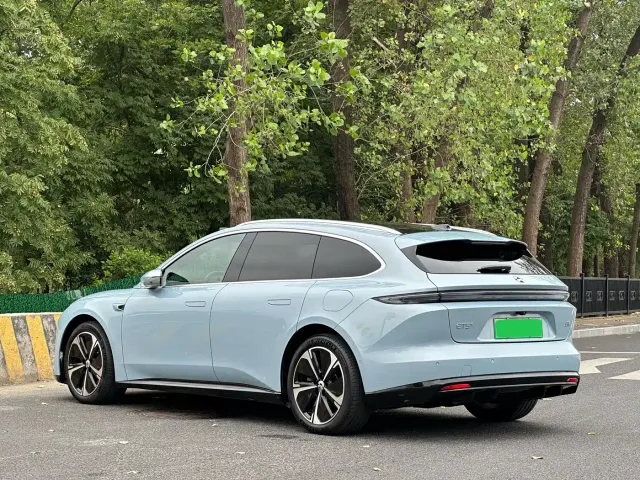 Nio ET5 Touring — Фото автомобиля 5