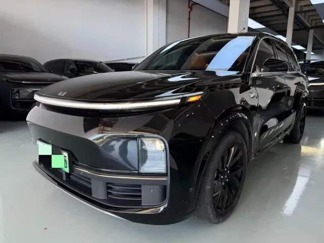 Фотография автомобиля — Li Auto L8