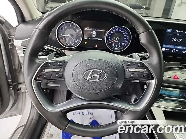 Hyundai Grandeur New — Фото автомобиля 9