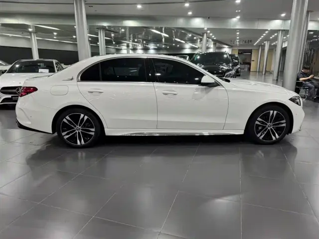 Mercedes-Benz C-Class — Фото автомобиля 6