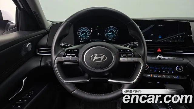Hyundai Avante CN7 — Фото автомобиля 14