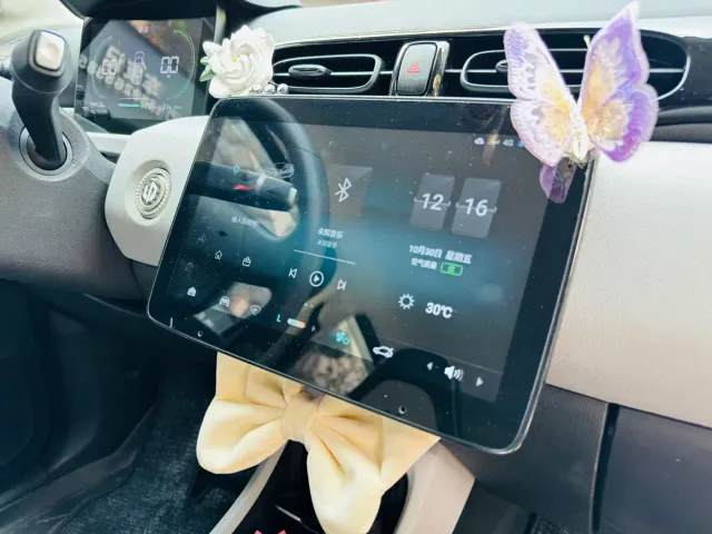 Leapmotor T03 — Фото автомобиля 12