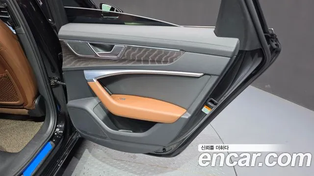 Audi A6 C8 — Фото автомобиля 14