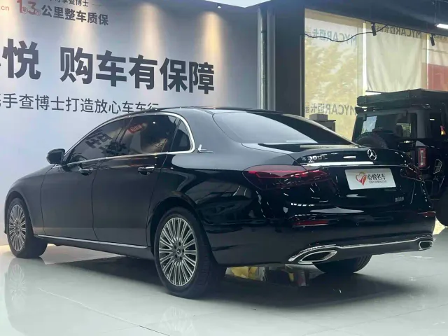 Mercedes-Benz E-Class — Фото автомобиля 13