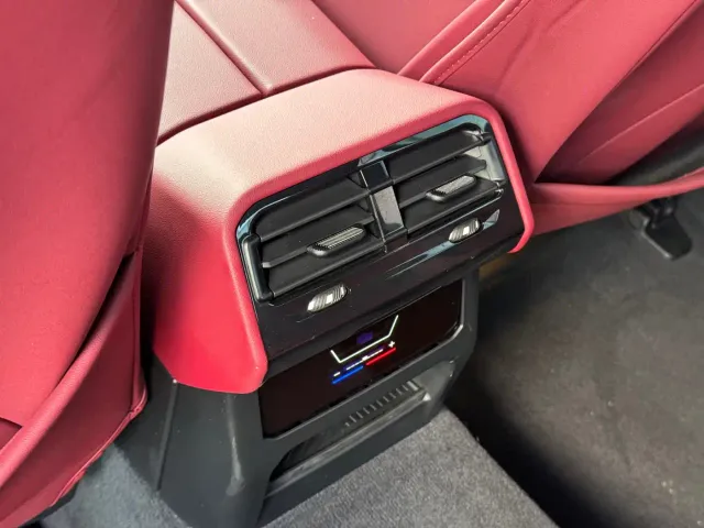 BMW 5 Series — Фото автомобиля 13