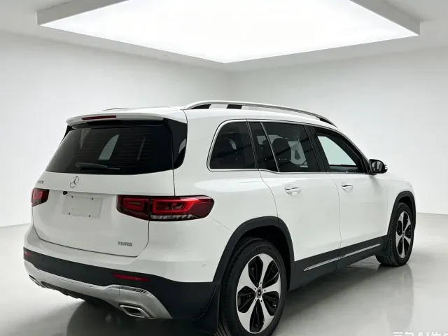Mercedes-Benz GLB-Class — Фото автомобиля 5