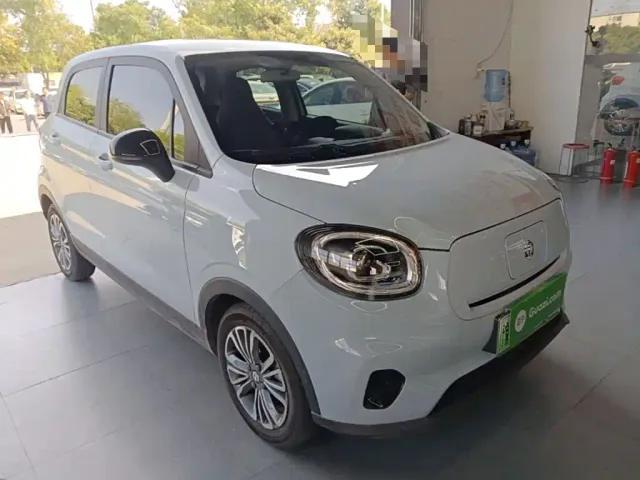 Leapmotor T03 — Фото автомобиля 3