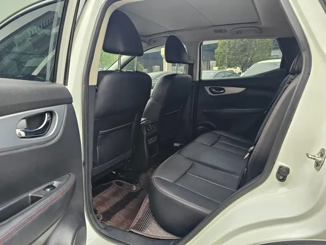 Nissan Qashqai — Фото автомобиля 5