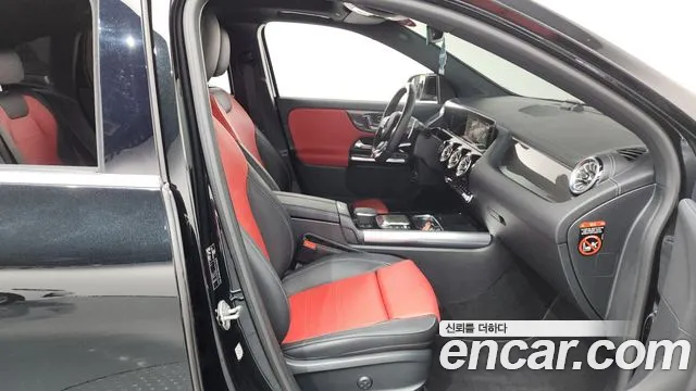 Mercedes-Benz GLA-Class — Фото автомобиля 11