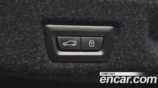 BMW i5 G60 — Фото автомобиля 19