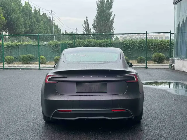 Tesla Model 3 2025 Long Range All-Wheel Drive — Фото автомобиля 4