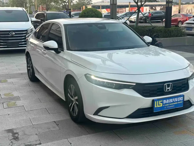 Honda Integra — Фото автомобиля 3