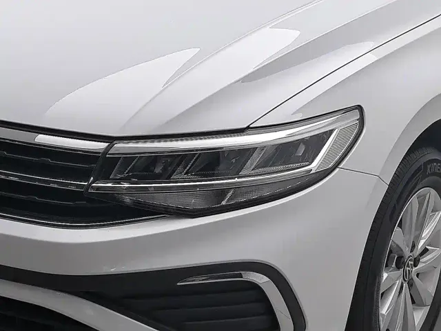 Volkswagen Bora — Фото автомобиля 7