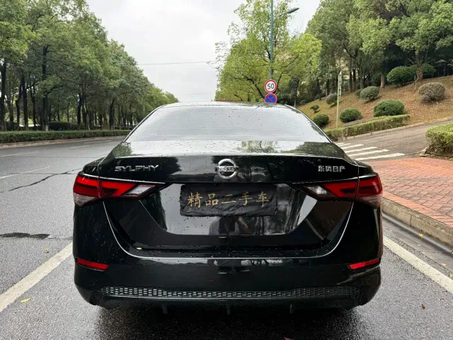 Nissan Sylphy — Фото автомобиля 4