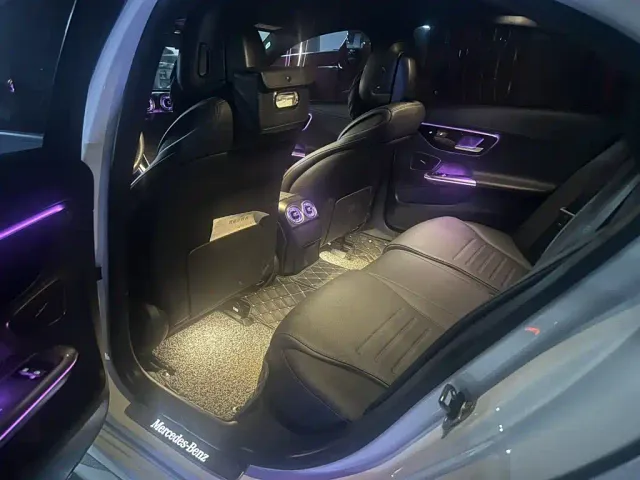 Mercedes-Benz C-Class — Фото автомобиля 6