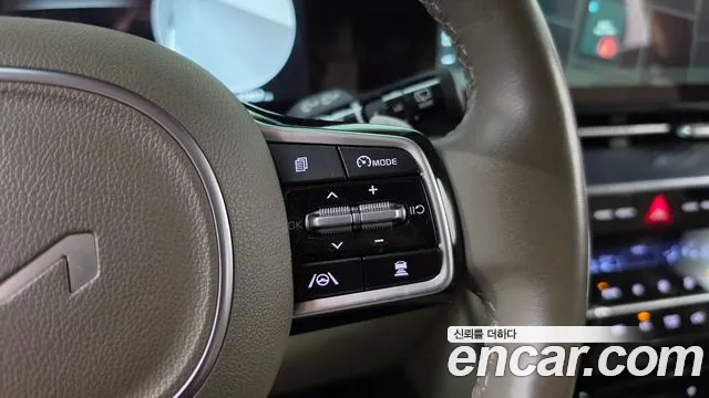 Kia Carnival Generation 4 — Фото автомобиля 18